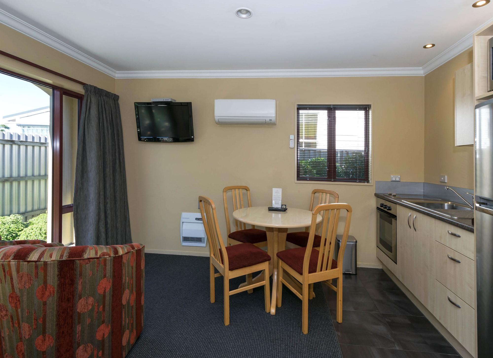 Blenheim Spa Motor Lodge Exterior photo