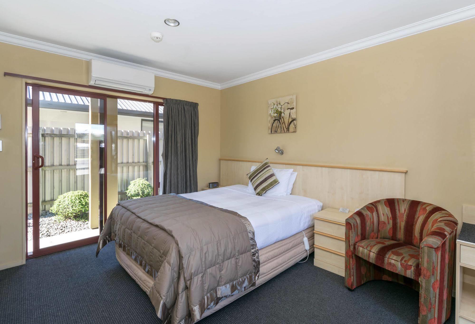 Blenheim Spa Motor Lodge Exterior photo